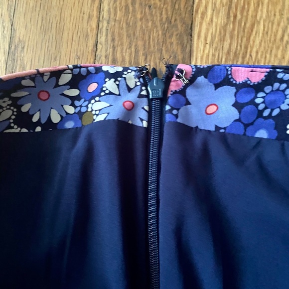Talbots Botanical A Line Skirt - Picture 6 of 9
